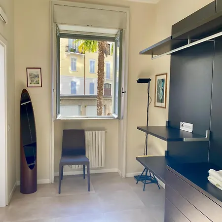 Apartment Giulio Cesare *